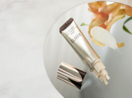 Retinol ELIXIR Power Wrinkle Smoothing Cream.