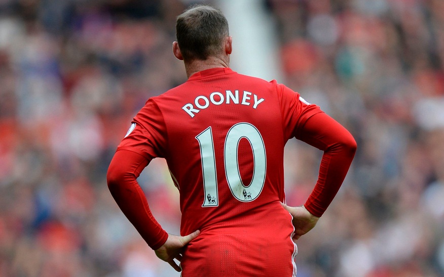 Rooney giống số 10 hơn là số 9 (Ảnh: Internet)