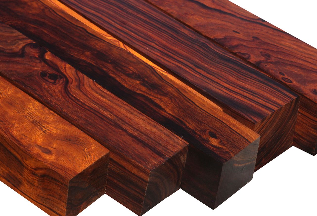 Gỗ lim - thứ gỗ bền "trăm năm" không lo biến dạng, nứt nẻ và chịu lực tốt (ảnh: Internet)