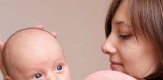 Trẻ sơ sinh bị ọc sữa liên tục: Nguyên nhân do đâu và cách xử lý (ảnh: Internet)