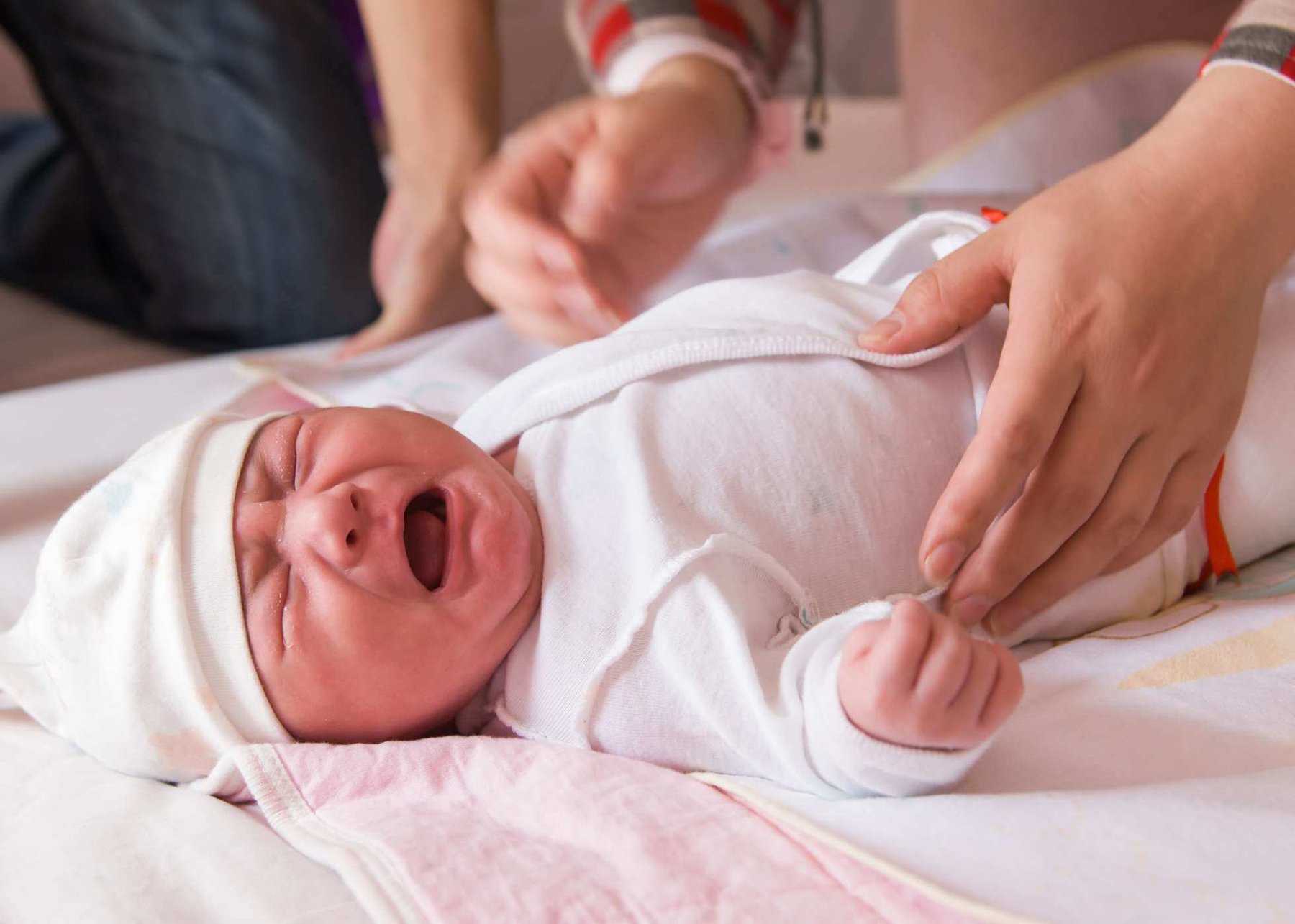 Trẻ sơ sinh không khóc sau khi chào đời có sao không? (ảnh: Internet)