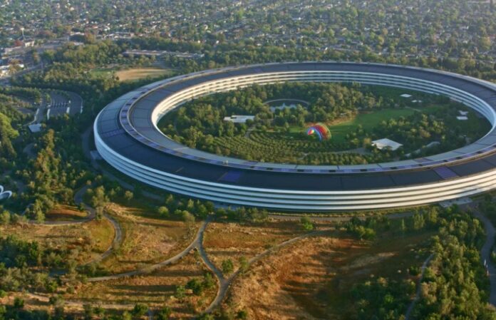 Tòa nhà trụ sở công ty Apple ở Thung lũng Silicon nhìn từ trên cao (Ảnh: Internet)