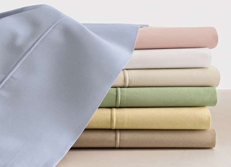 Vải kate - loại vải tổng hợp được sử dụng nhiều, hút ẩm cực kỳ tốt, chất vải siêu mịn và dễ dàng giặt ủi (ảnh: Internet)