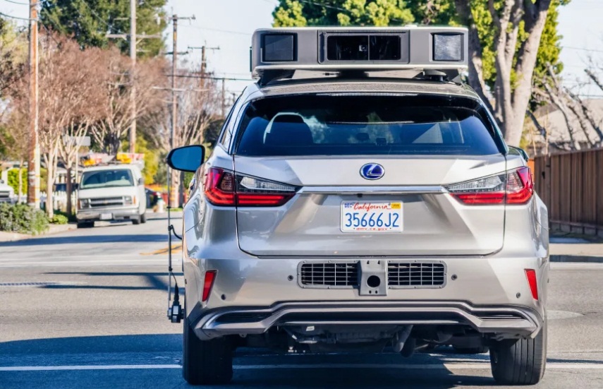 Xe của Apple thử nghiệm hệ thống tự lái trên đường phố Thung lũng Silicon (Ảnh: Internet)