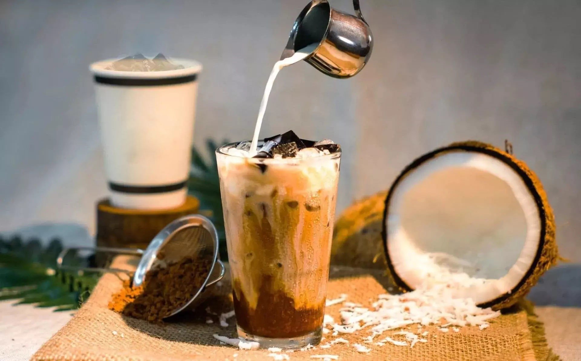 Cà phê nước cốt dừa béo thơm (Nguồn: Internet)
