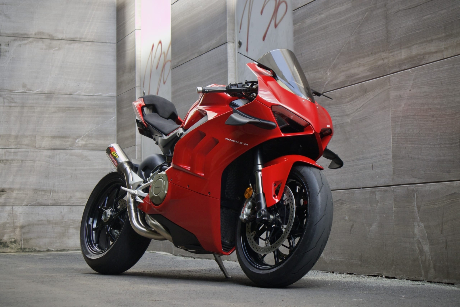 Ducati Panigale V4 - Nỗi Mê Hoặc Của Sự Tinh Tế và Sức Mạnh (Nguồn: Internet)