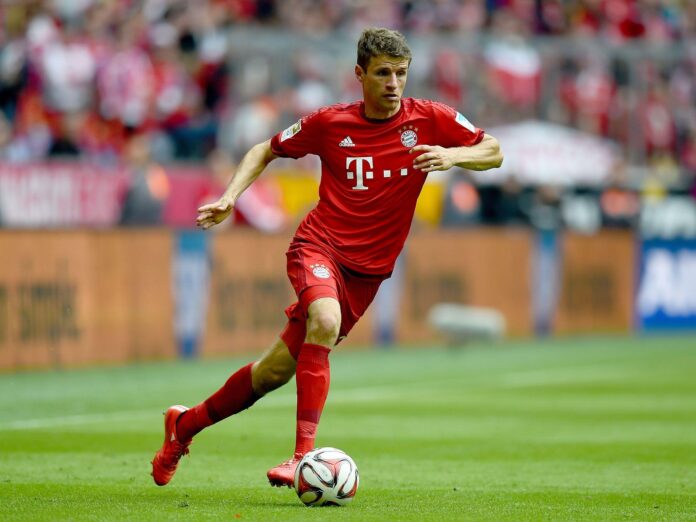 Muller cùng kỹ năng điêu luyện của mình (ảnh: Internet)