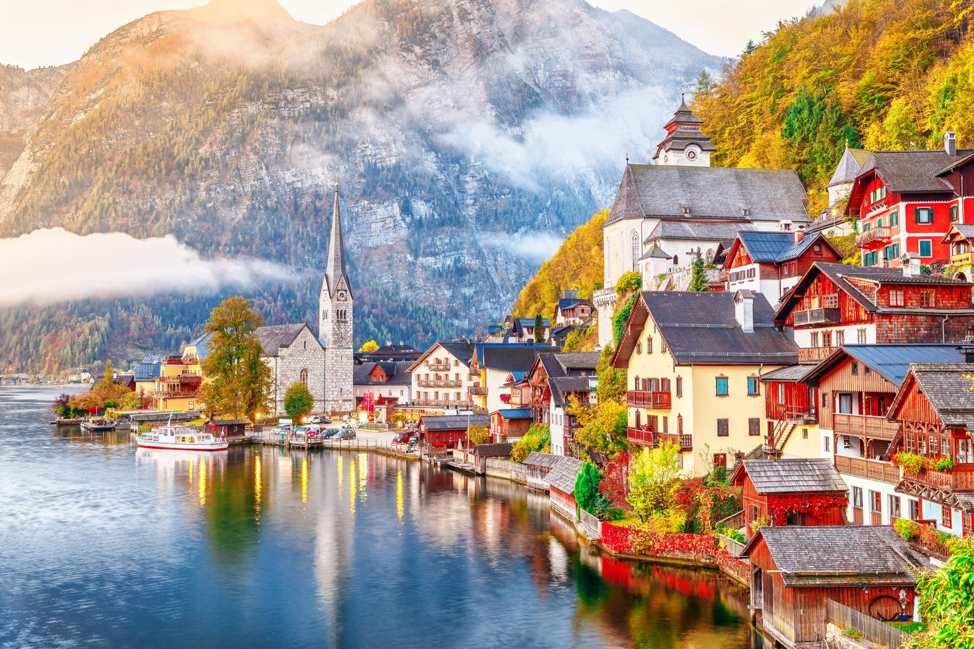 Làng cổ Hallstatt nước Áo: Thị trấn cổ đẹp nhất ở châu Âu (Nguồn: Internet)