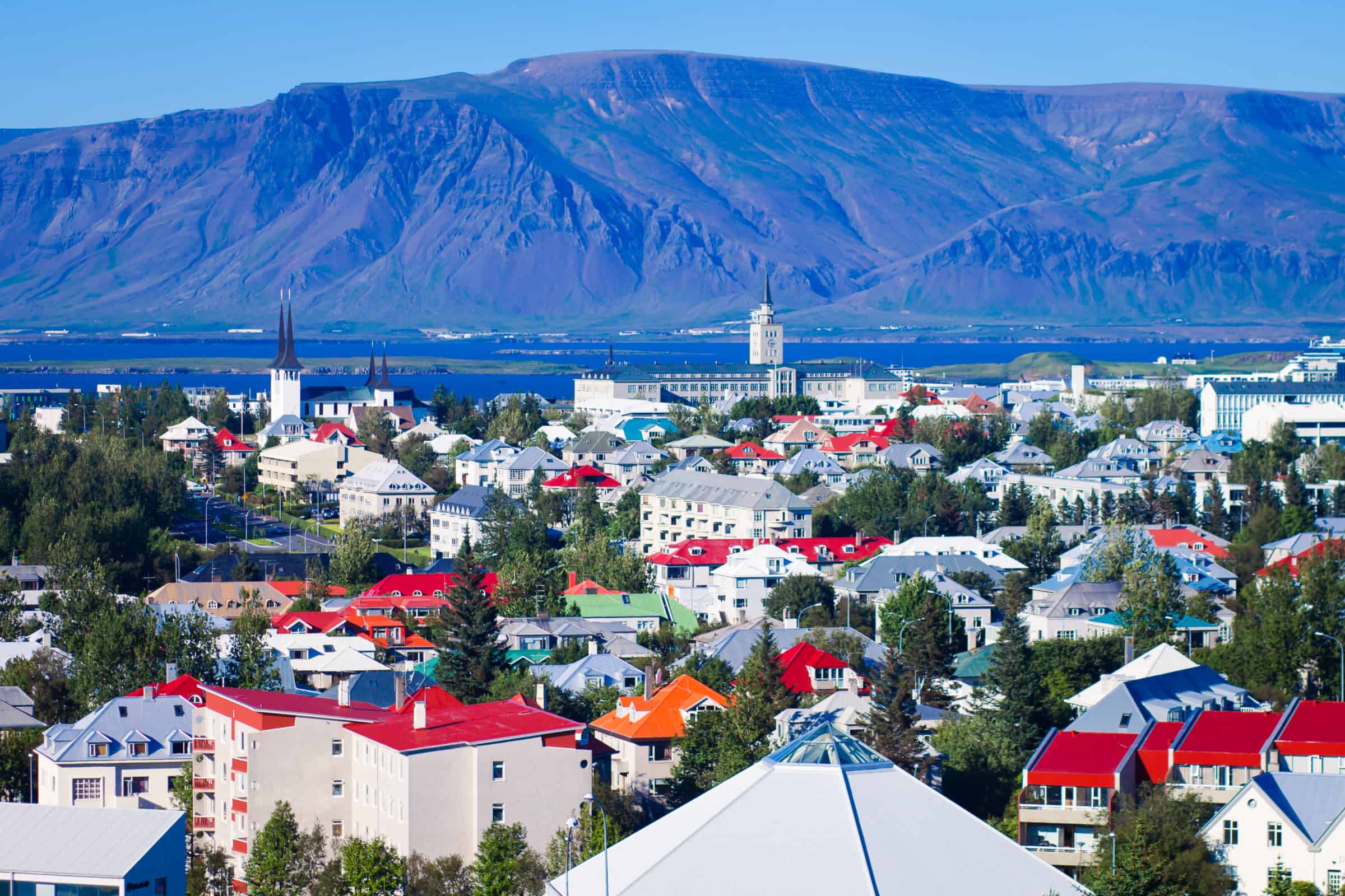 Reykjavik, thủ đô nhỏ bé nhưng tươi đẹp của Iceland (Nguồn: Internet)