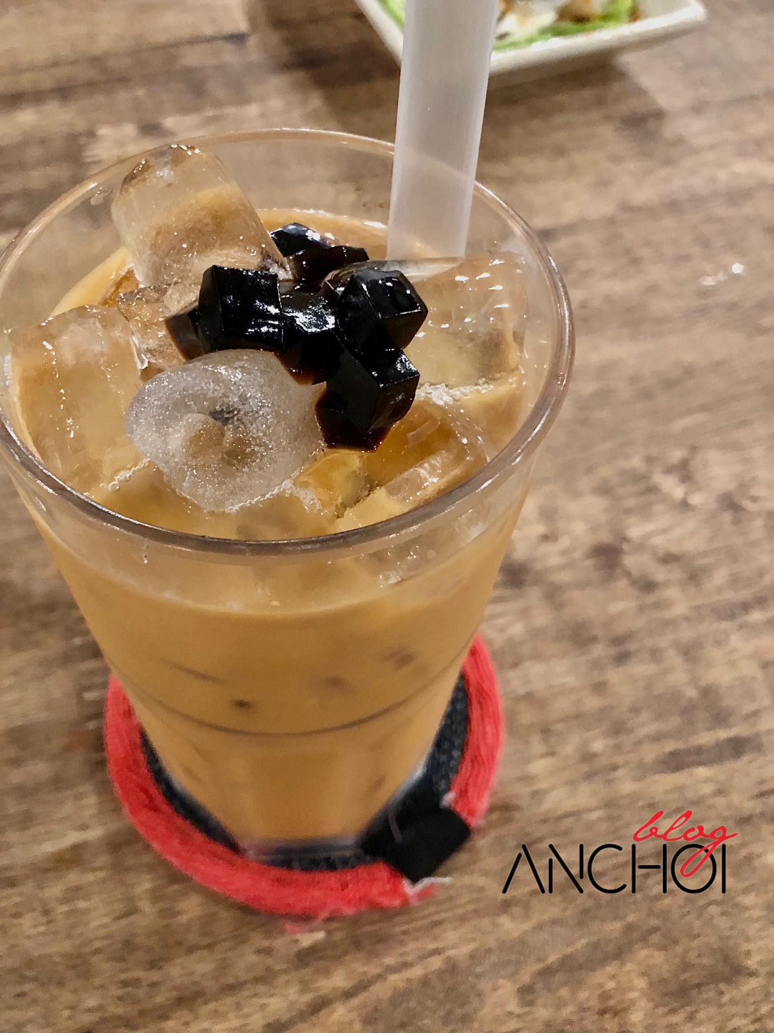 Món trà sữa Thái đỏ tại quán Ngõ Thái 2 (nguồn: BlogAnChoi)