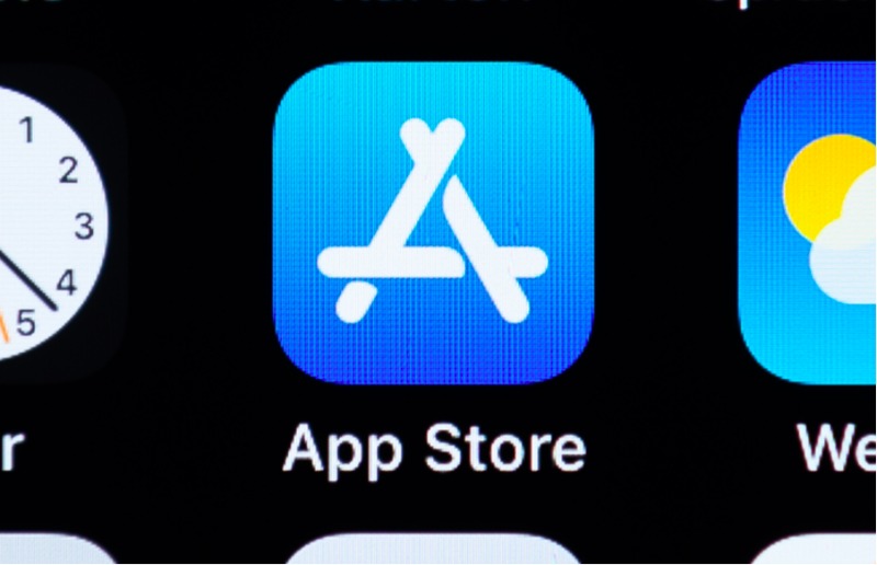 Thiết bị của người dùng Việt Nam và Mỹ vẫn bị giới hạn ở các cửa hàng ứng dụng của Apple và trình duyệt WebKit (Ảnh: Internet)