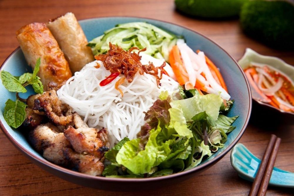 Bún thịt nướng - ẩm thực phố núi Gia Lai ( Ảnh: Internet )