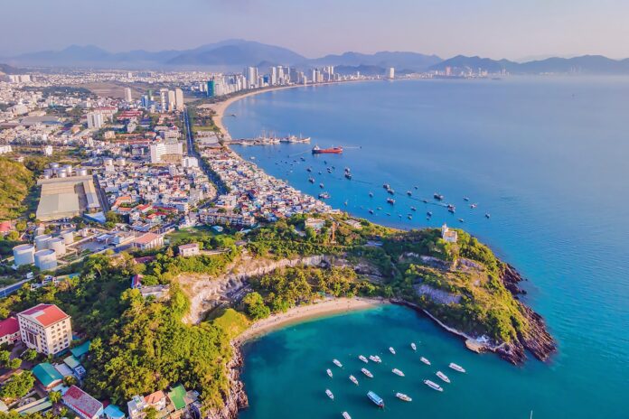 Nha Trang - Thành phố biển năng động với vô số trải nghiệm (Nguồn: Internet)