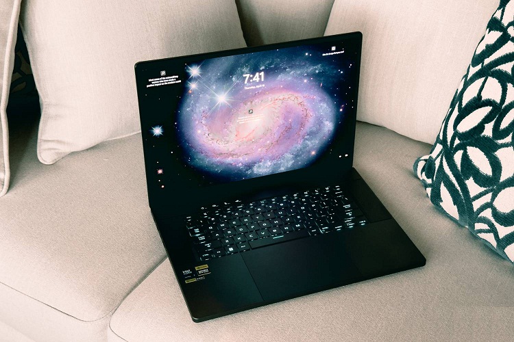 Màn hình của laptop ASUS ROG Zephyrus G16 (Ảnh: Internet)