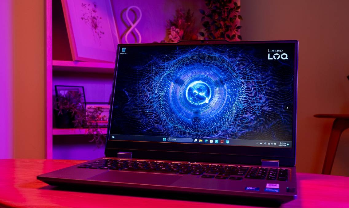 Laptop Lenovo LOQ 15IAX9I (Ảnh: Internet)