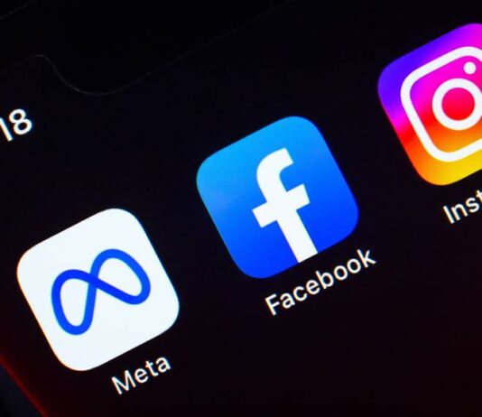 Meta AI được tích hợp vào Facebook và Instagram (Ảnh: Internet)