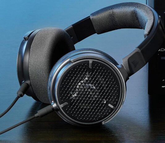 Tai nghe chơi game có dây Corsair Virtuoso Pro (Ảnh: Internet)