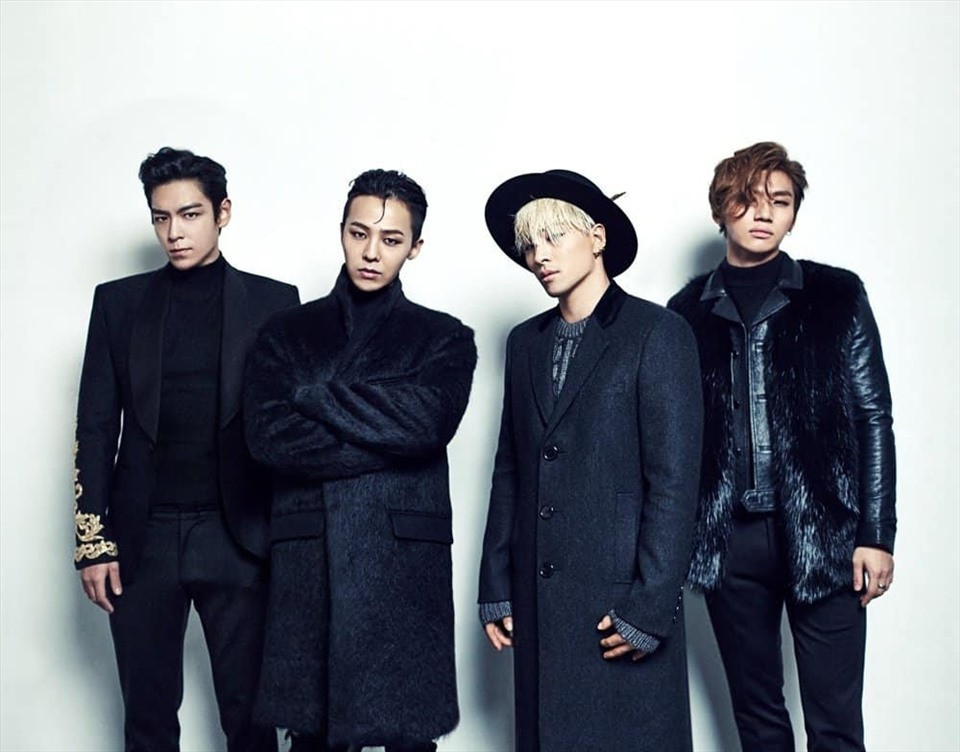 Không lâu trước đó, trong một talk show, Daesung cũng ngầm thừa nhận BIGBANG hiện tại chỉ có 3 thành viên.