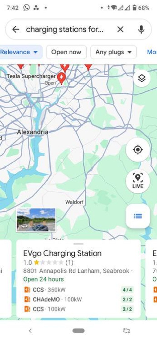 Tìm tên trạm sạc xe điện trên Google Maps (Ảnh: Internet)