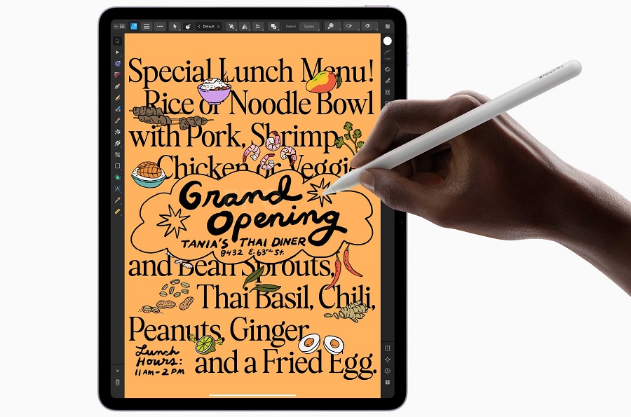 Vẽ tay trên iPad Air bằng bút cảm ứng Apple Pencil (Ảnh: Internet)