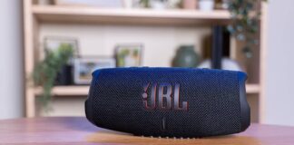 Loa di động JBL Charge 5 (Ảnh: Internet)