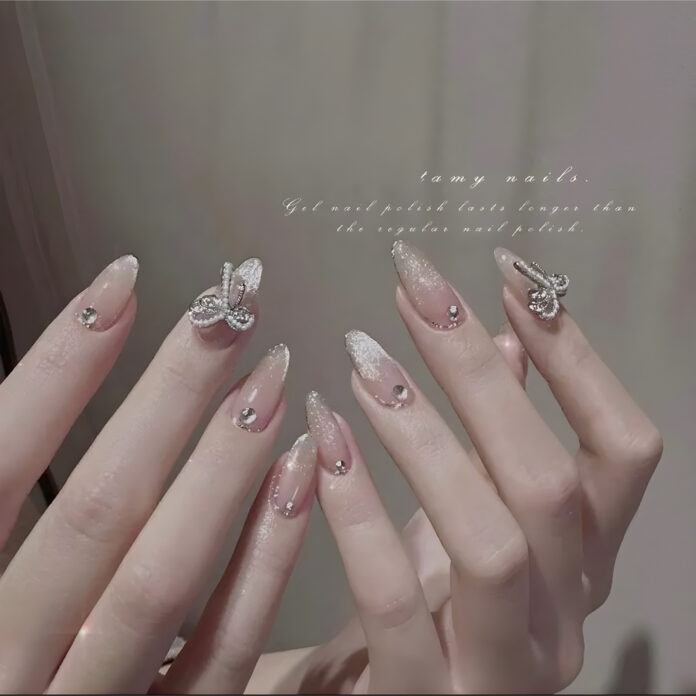 Mẫu nail 2025 đẹp thanh lịch (Ảnh: Internet)