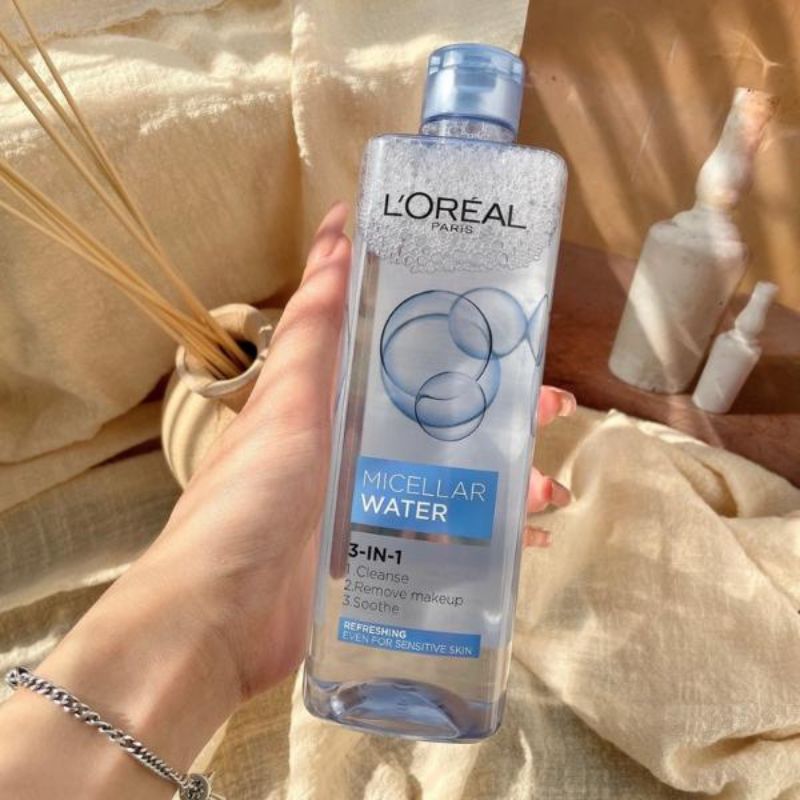 Nước tẩy trang L'Oreal Micellar Water 3in1 Refreshing không gây khô căng và nhờn rít cho da (Nguồn: Internet)