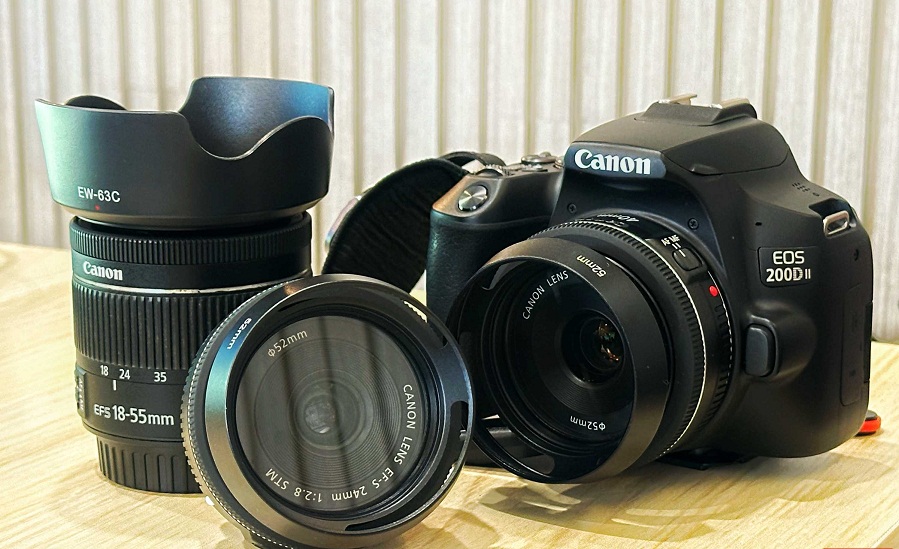 Máy ảnh và ống kính Canon (Ảnh: Internet)