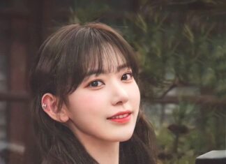 Những phát ngôn này của Sakura khiến dân tình nghi ngờ cô nàng cố tỏ vẻ ngây thơ, dịu dàng nhưng lại muốn dìm đồng đội trong nhóm.