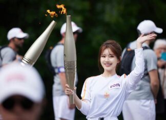 Triệu Lộ Tư rạng rỡ trong sự kiện đặc biệt (Ảnh: Internet)