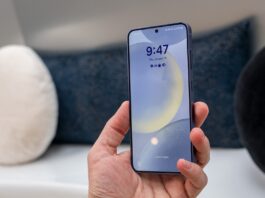 Điện thoại Android kích thước nhỏ (Ảnh: Internet)