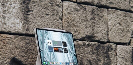 iPad Air M2 13 inch của Apple (Ảnh: Internet)