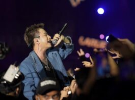 Nam ca sĩ Lou Hoàng. Nguồn: Fanpage Lou Hoàng