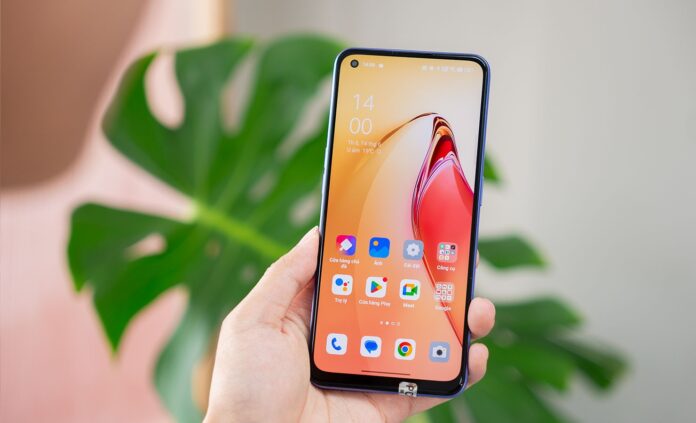 OPPO Reno8 5G là viên pin dung lượng khá tầm trung chỉ 4.500mAh, nhưng bù lại hỗ trợ sạc nhanh SuperVOOC 80W, giúp người dùng có thể sạc đầy pin nhanh chóng chỉ trong tíc tắc (Ảnh: Internet)