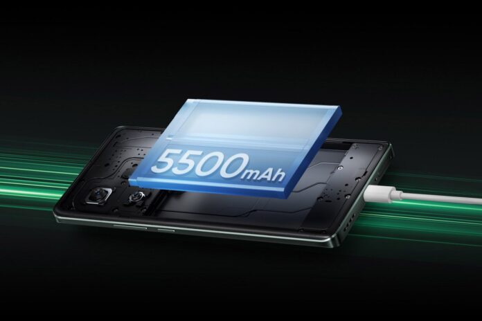 realme GT Neo6 sở hữu viên pin dung lượng lớn 5.500mAh cùng công nghệ sạc nhanh 120W giúp người dùng thoải mái sử dụng cả ngày dài mà không lo hết pin (Ảnh: Internet)
