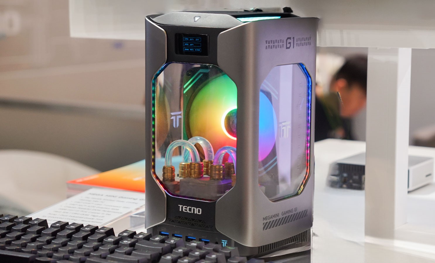 TECNO đã trình làng chiếc Mini PC MEGA MINI Gaming G1, được mệnh danh là "Mini PC tản nhiệt nước nhỏ nhất thế giới" (Ảnh: Internet)