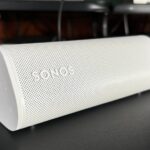 Logo Sonos trên loa Roam 2 (Ảnh: Internet)
