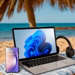 Sử dụng các thiết bị công nghệ ở bãi biển (Ảnh: Internet)