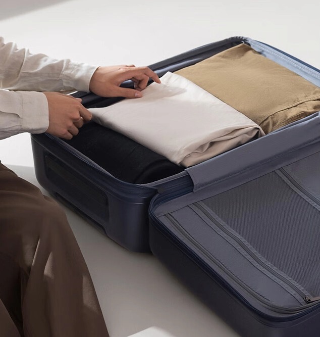 Điểm nhấn ấn tượng tiếp theo của Mijia Expandable Suitcase nằm ở khả năng mở rộng ẩn 6,5cm, giúp tăng thêm 30% dung tích khi cần thiết (Ảnh: Internet)