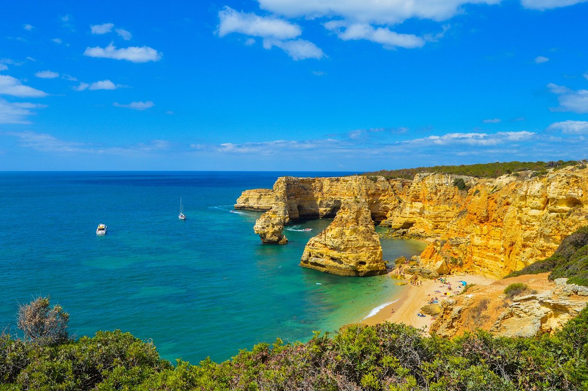 Praia da Marinha, Bồ Đào Nha