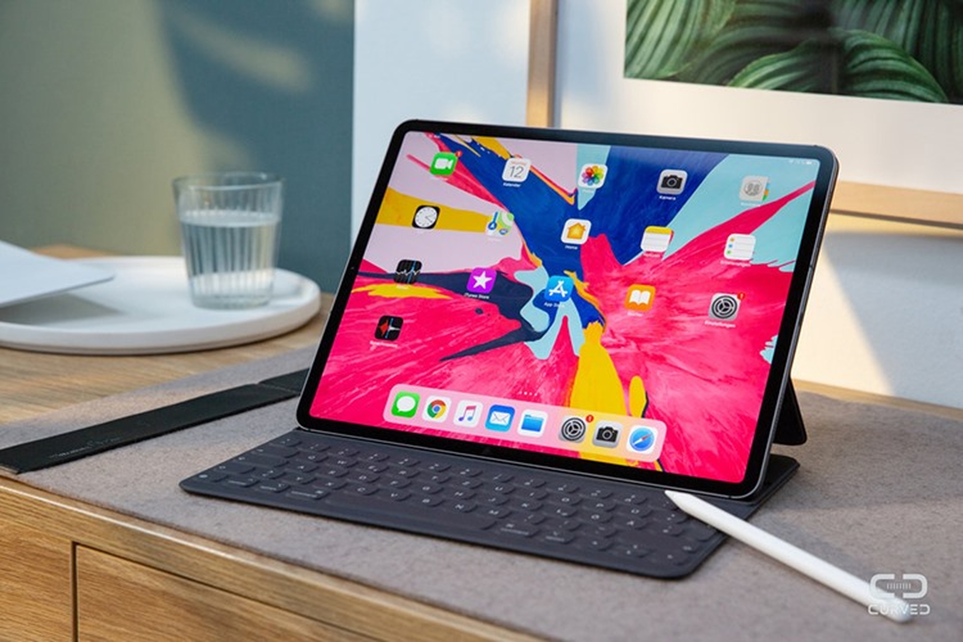 Bàn phím và bút dành cho iPad Pro (Nguồn: Internet)