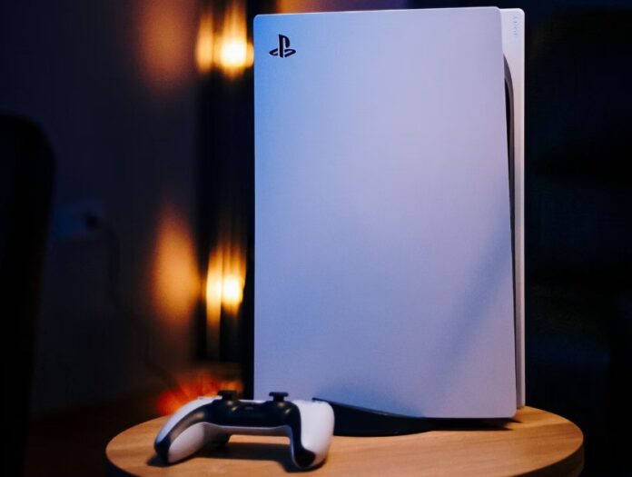 Máy chơi game PlayStation 5 và bộ điều khiển (Ảnh: Internet)