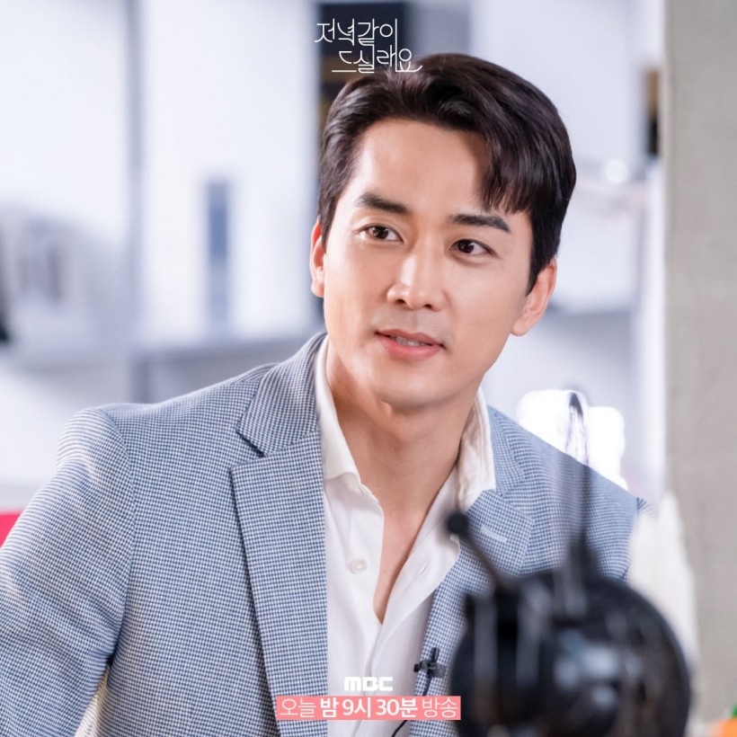 Song Seung Heon quyến rũ ngay cả ở tuổi 45 (Ảnh: Internet)