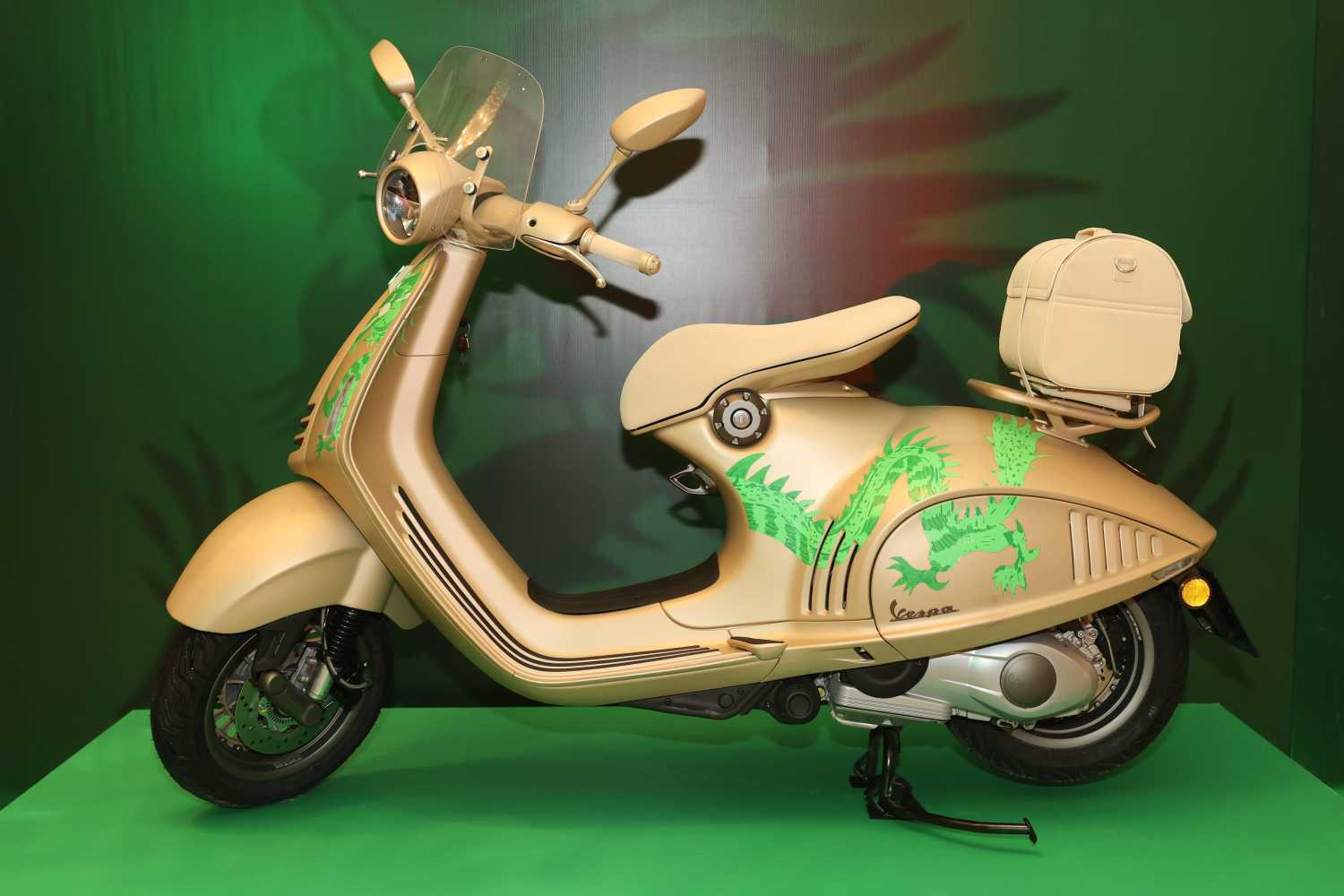 Vespa 946 Dragon (Nguồn: Internet)