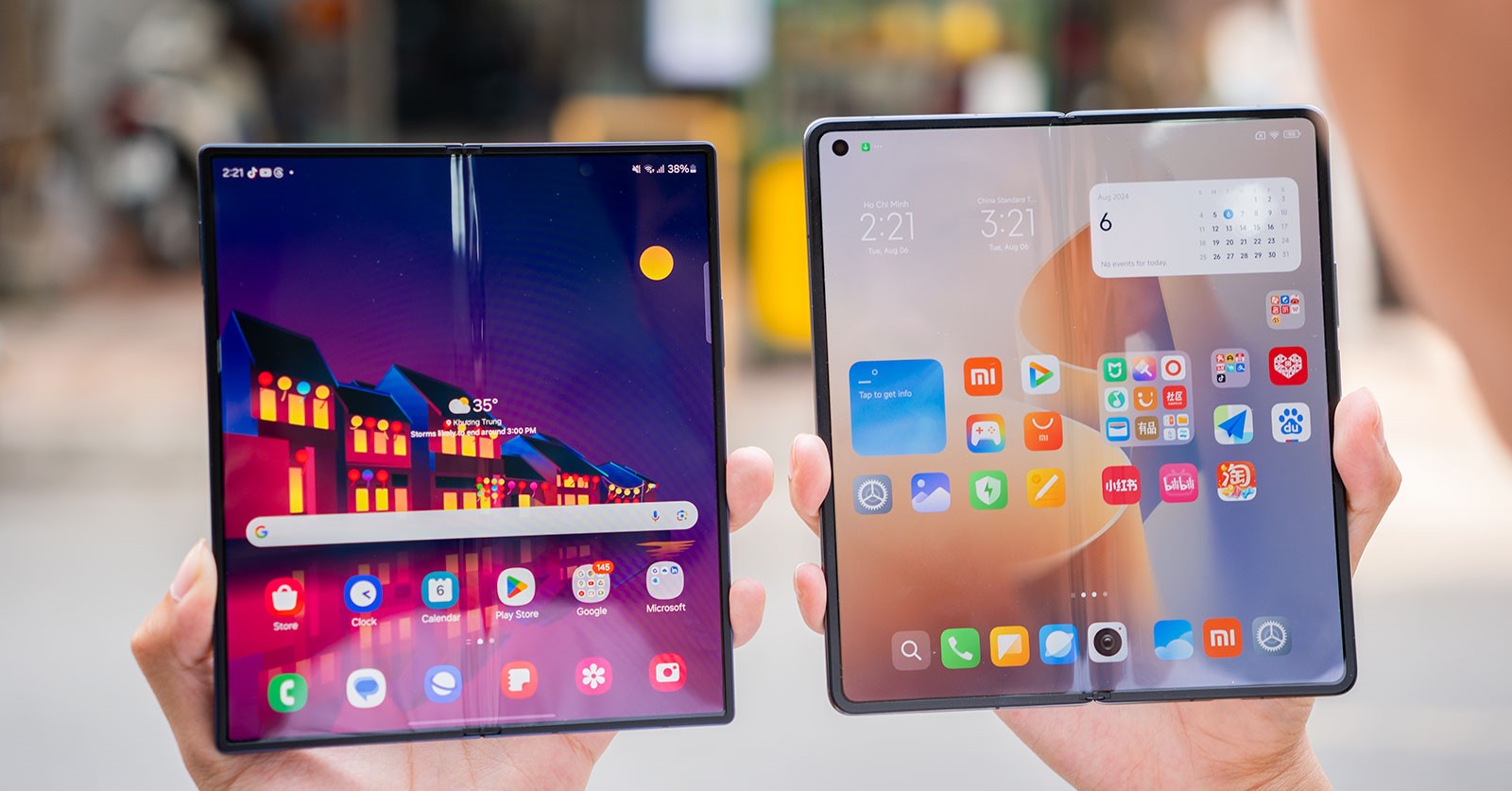 Màn hình chính của Xiaomi MIX Fold 4 lên đến 7.98 inch, tiện dụng cho việc xem phim, chơi game (Ảnh: Internet)