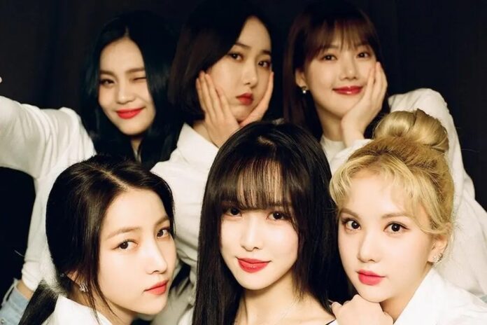 GFRIEND nổi bật với phong cách âm nhạc tươi trẻ và những vũ đạo đồng đều (Ảnh: Internet)