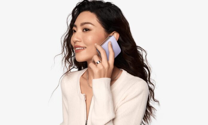 Xiaomi Mix Flip: Siêu phẩm mới, giá hấp dẫn, sẵn sàng cạnh tranh trực tiếp với Samsung AI Android 14 công nghệ Dịch vụ Google điện thoại vỏ sò giá bán hiệu năng HyperOS màu sắc samsung tính năng Xiaomi Xiaomi MIX Flip