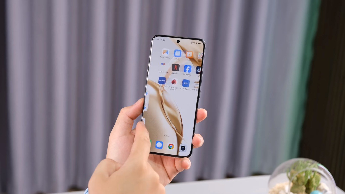 Honor 200 có đầy đủ dịch vụ của Google chứ không như các sản phẩm của Huawei (Ảnh: Internet)