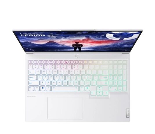 Levono Legion 7 2024 với màu trắng vô cùng tinh tế và bắt mắt (Nguồn: Internet)