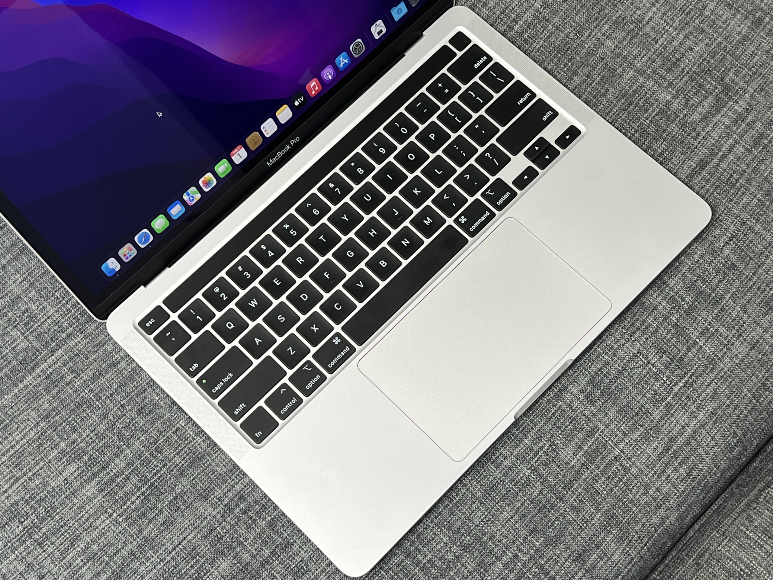 Phiên bản Macbook Pro 2020 Core i5 (Nguồn: Internet)